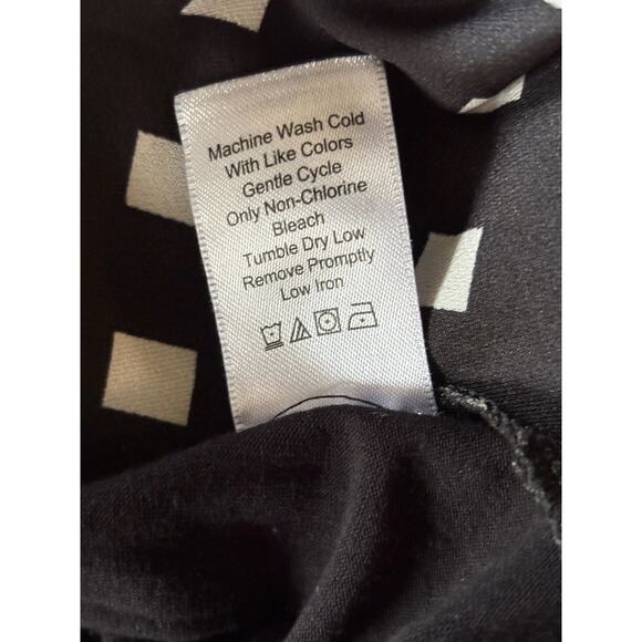 Coldwater Creek Womens Blouse Size 1X 18 Black Cream Mixed Fabric Squares - Picture 6 of 7